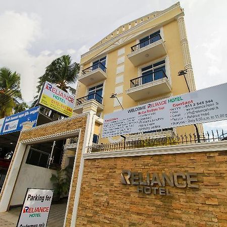 Oyo 126 Reliance Hotel Colombo Kültér fotó