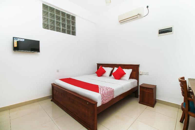 Oyo 126 Reliance Hotel Colombo Kültér fotó